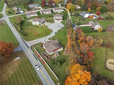 View/Area - 100 Meadow Ct, Irwin, PA 15642 photo 2 of 3