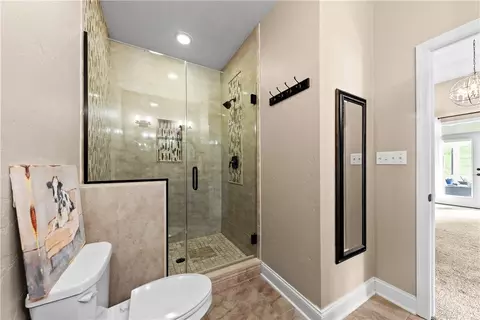 Bath - 100 Meadow Ct, Irwin, PA 15642 photo 5 of 5
