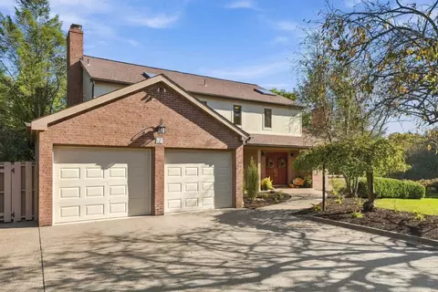 96 Stoney Cp, Pittsburgh, PA 15238