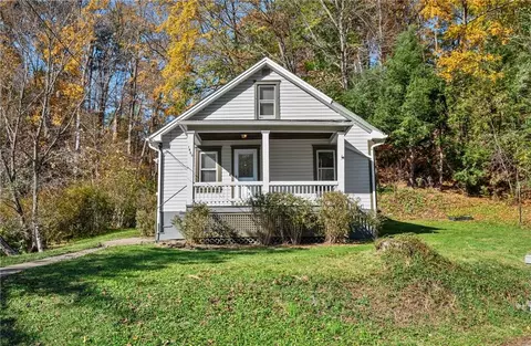 1089 Saxonburg Blvd, Glenshaw, PA 15116