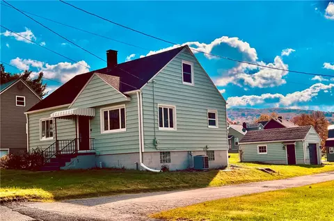 519 Newmyer Ave, Connellsville, PA 15425