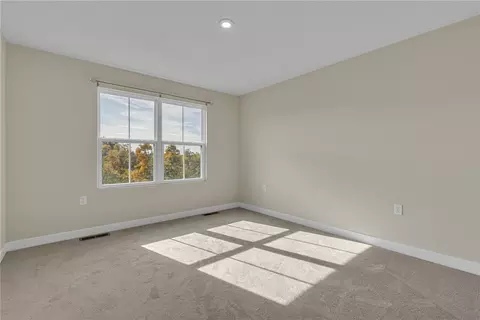 Bedroom - 2047 Cade Dr, Monaca, PA 15061 photo 2 of 5