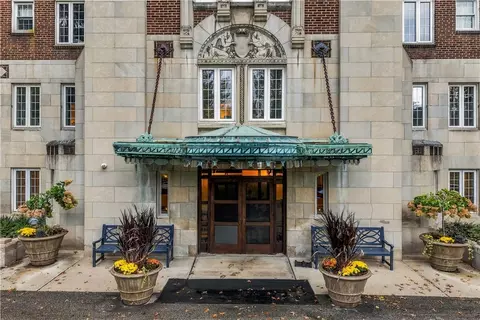 5023 Frew St #RESIDENCE 3B, Pittsburgh, PA 15213