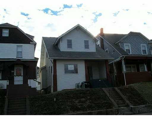 523 Jackson, Vandergrift, PA 15690 photo 1
