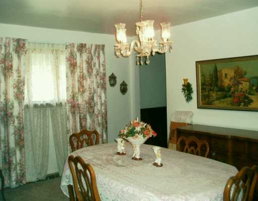 940 14th St, Monaca, PA 15061 photo 3
