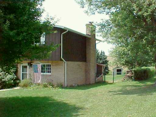 2164 Robert, Irwin, PA 15642 photo 6