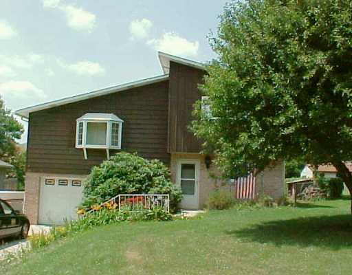 2164 Robert, Irwin, PA 15642 photo 1