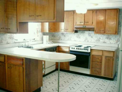 4829 E Willock Ave, Pittsburgh, PA 15227 photo 2
