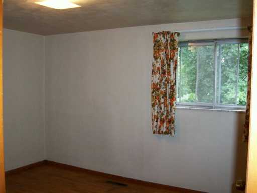 329 Ridgeview Dr, Braddock, PA 15104 photo 6