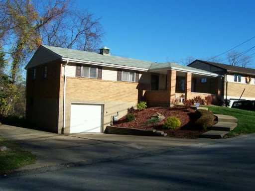 329 Ridgeview Dr, Braddock, PA 15104 photo 8