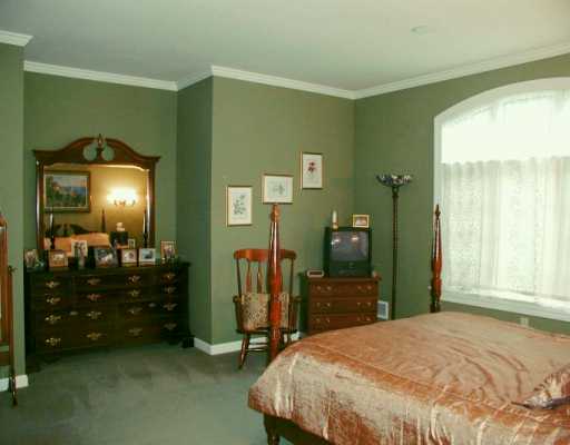 304 Jefferson St, Export, PA 15632 photo 7