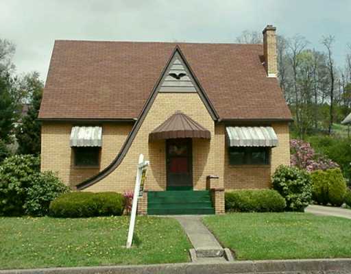 2676 River Rd, Vandergrift, PA 15690 photo 1