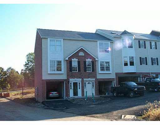 6932 Spring Valley Ln, Export, PA 15632 photo 1