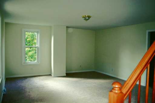 320 Wendel Rd, Irwin, PA 15642 photo 4