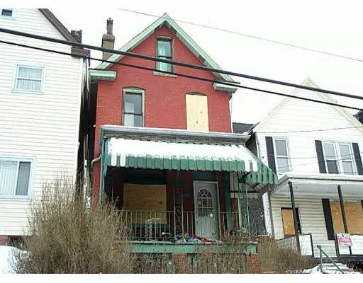 337 Lobinger Ave, Braddock, PA 15104 photo 1