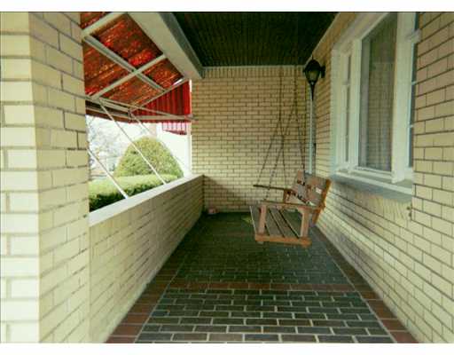 2115 Carolina, Export, PA 15632 photo 2