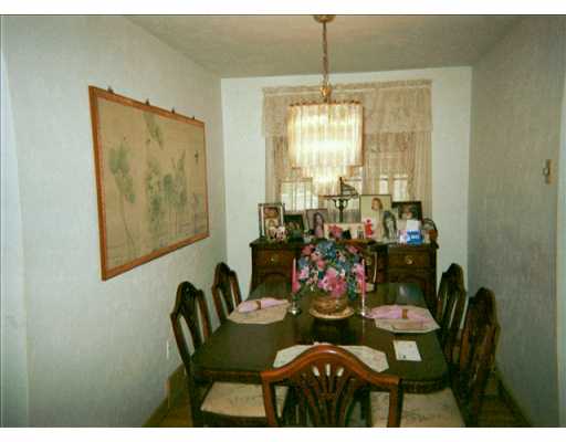 2115 Carolina, Export, PA 15632 photo 5