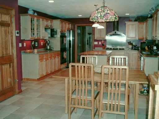9620 Downing Pl, Irwin, PA 15642 photo 4