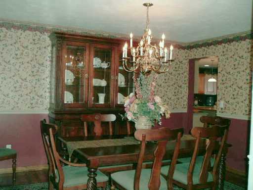 9620 Downing Pl, Irwin, PA 15642 photo 3