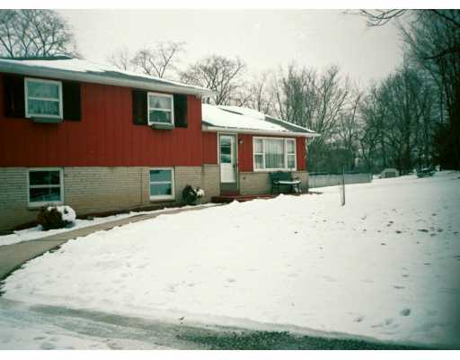 218 Patrick Ln, Crabtree, PA 15624 photo 1