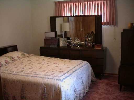 203 Mccartney Dr, Coraopolis, PA 15108 photo 6