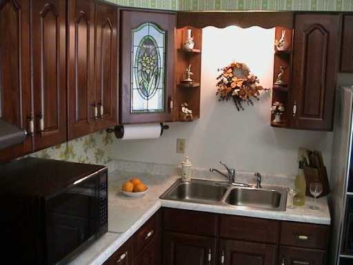 203 Mccartney Dr, Coraopolis, PA 15108 photo 4
