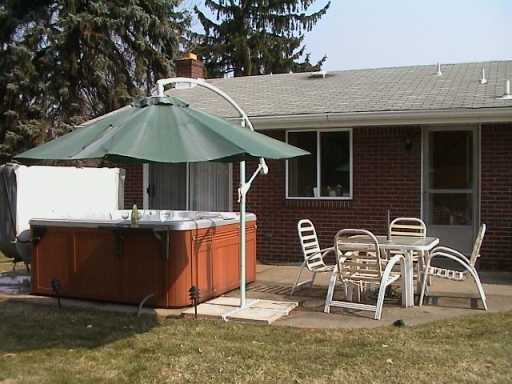 203 Mccartney Dr, Coraopolis, PA 15108 photo 7