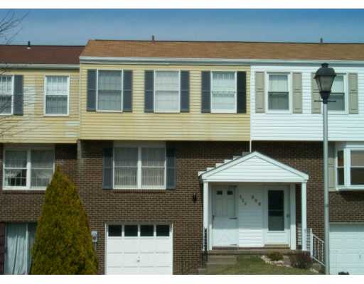 604 Heron Ct, Coraopolis, PA 15108 photo 1