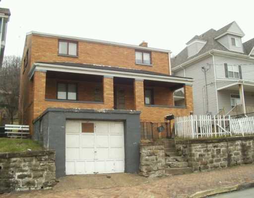 1011 Kirkpatrick St, Braddock, PA 15104 photo 1