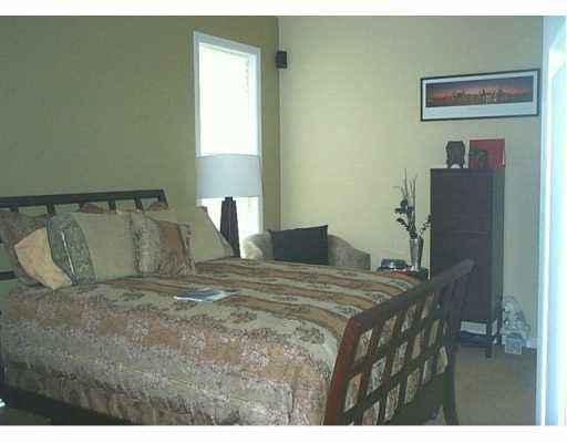 501 E Vanderbilt Dr, Mars, PA 16046 photo 6
