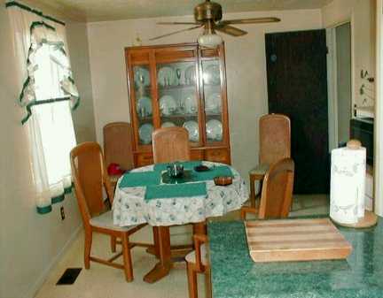 245 E Un, Cheswick, PA 15024 photo 5