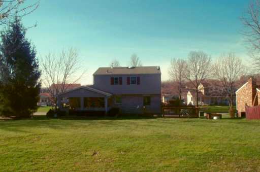 29 Dover Rd, Irwin, PA 15642 photo 3