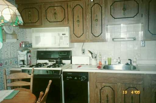 112 Windsor, Irwin, PA 15642 photo 2