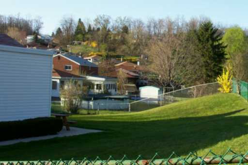 13781 Ormsby Dr, Irwin, PA 15642 photo 8
