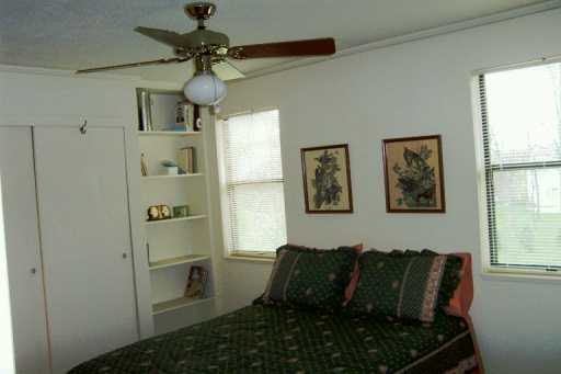 133 Forest Dr, Mars, PA 16046 photo 4