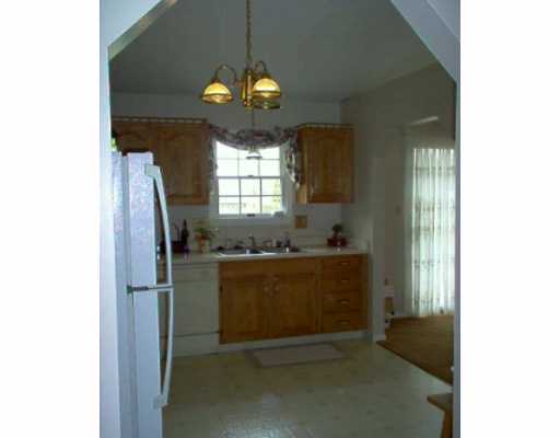 135 Chambers Dr, Monaca, PA 15061 photo 6
