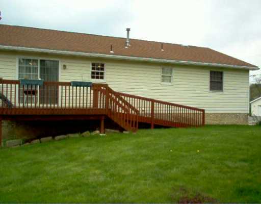 135 Chambers Dr, Monaca, PA 15061 photo 7