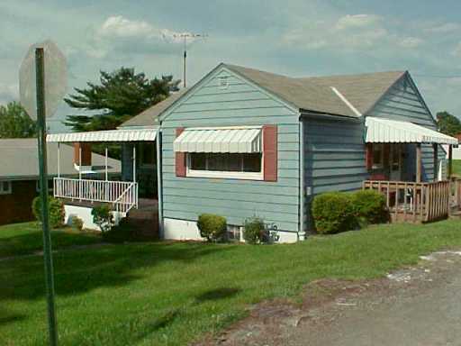 1253 Cascade Rd, Monaca, PA 15061 photo 2