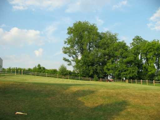 112 Pine Nut, Eighty Four, PA 15330 photo 2