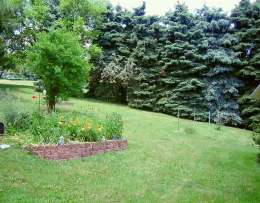 110 Pace St, Irwin, PA 15642 photo 7