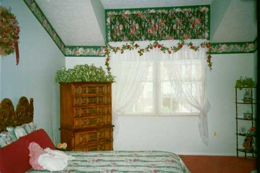 739 Venango Ave, Pittsburgh, PA 15209 photo 8