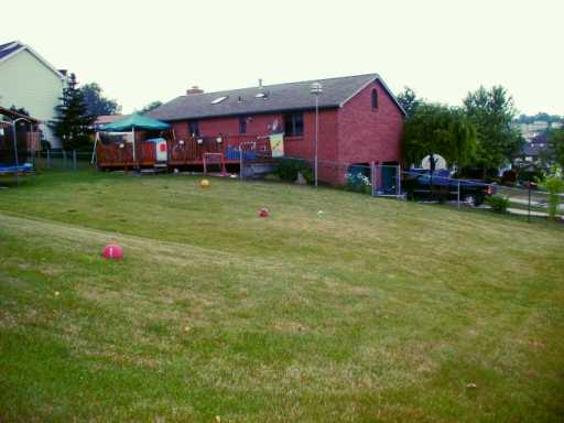 1 Evelyn Ct, Irwin, PA 15642 photo 2