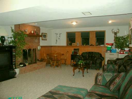1 Evelyn Ct, Irwin, PA 15642 photo 7