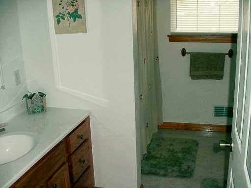 23 Emery Rd, Eighty Four, PA 15330 photo 7