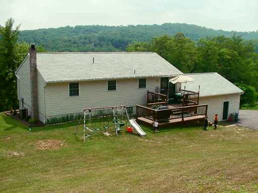 23 Emery Rd, Eighty Four, PA 15330 photo 8