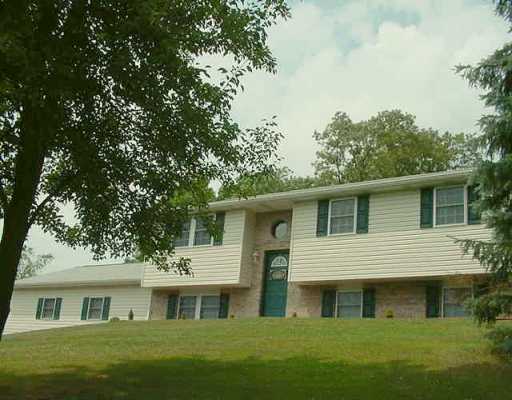 23 Emery Rd, Eighty Four, PA 15330 photo 1