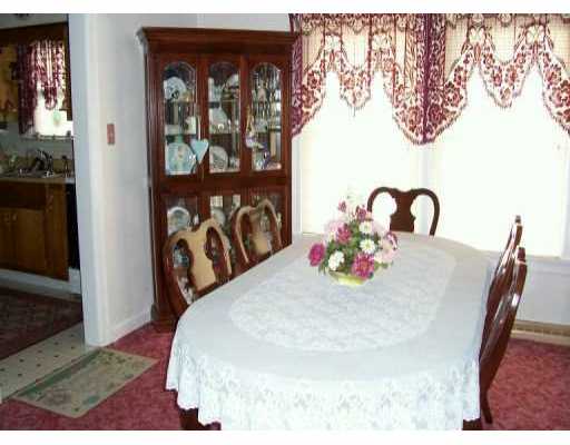998 Johnson Ave, Monaca, PA 15061 photo 3