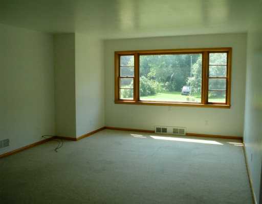 336 Champlain, Hermitage, PA 16148 photo 5
