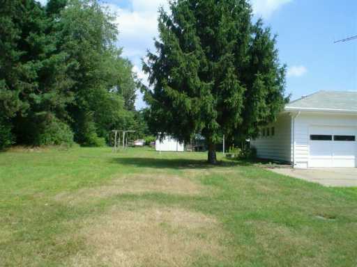 336 Champlain, Hermitage, PA 16148 photo 2