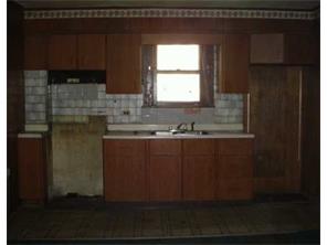 212 Chambers, Clairton, PA 15025 photo 3